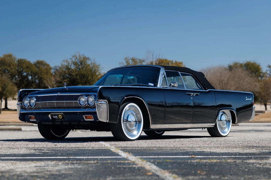 1963 Lincoln Continental 4th Gen - Image 15 of 31
