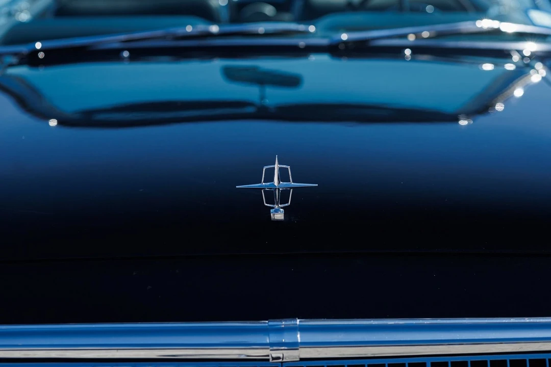 1963 Lincoln Continental 4th Gen - Image 24 of 31