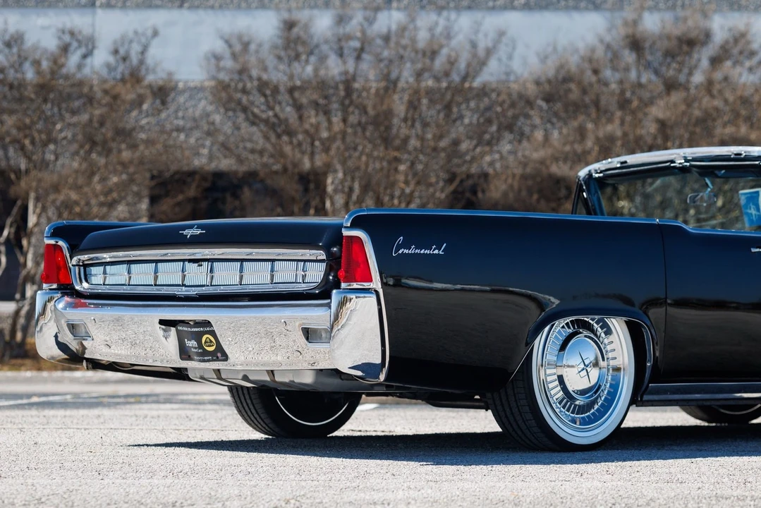 1963 Lincoln Continental 4th Gen - Image 13 of 21