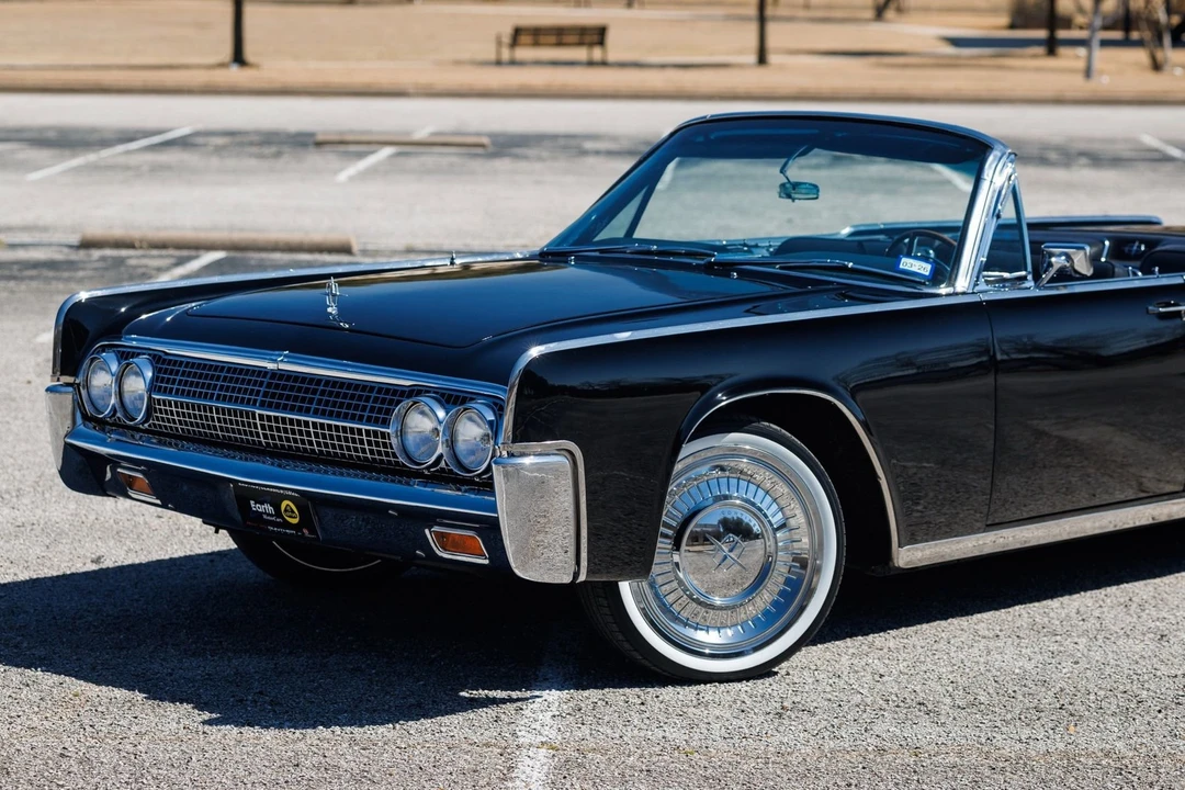 1963 Lincoln Continental 4th Gen - Image 10 of 21