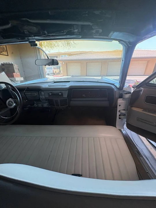 1963 Lincoln Continental 4th Gen - Image 13 of 14