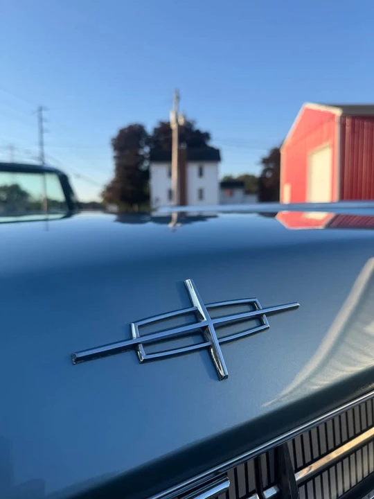 1963 Lincoln Continental 4th Gen - Image 9 of 18