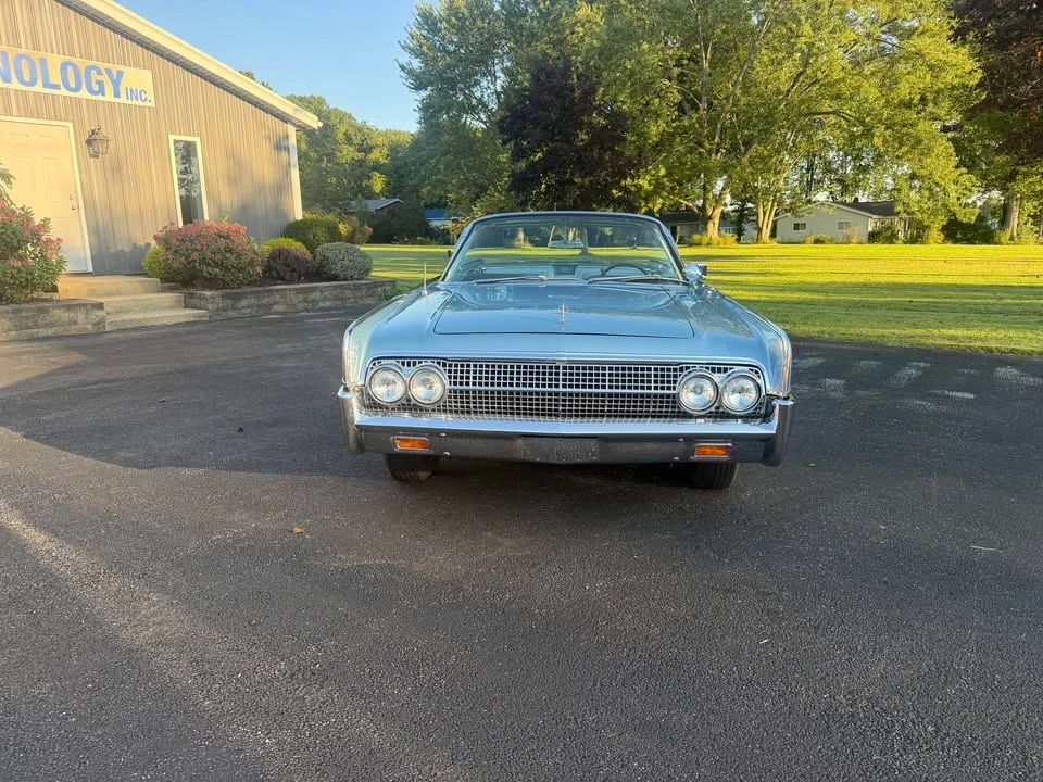 1963 Lincoln Continental 4th Gen - Image 4 of 18