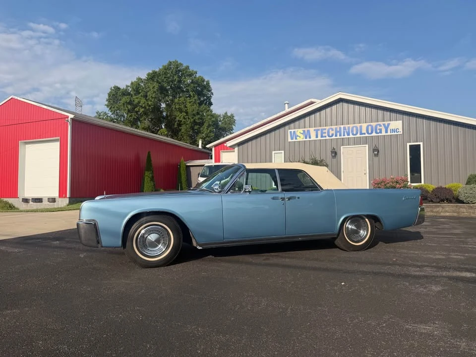 1963 Lincoln Continental 4th Gen - Image 15 of 18