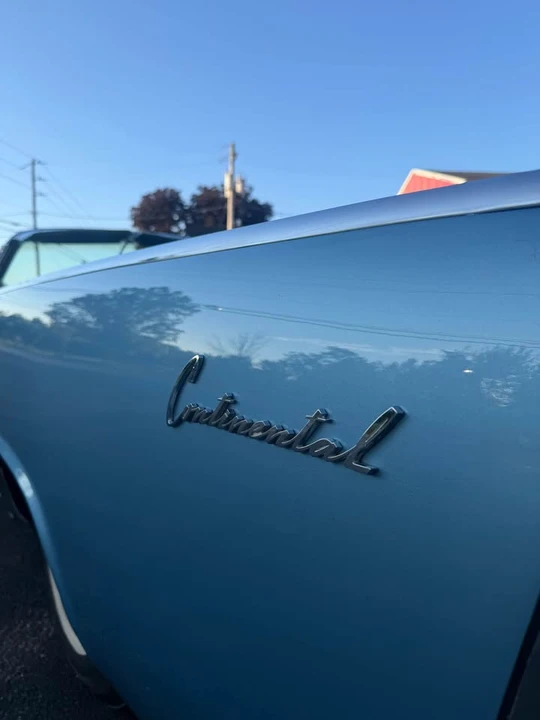 1963 Lincoln Continental 4th Gen - Image 10 of 18