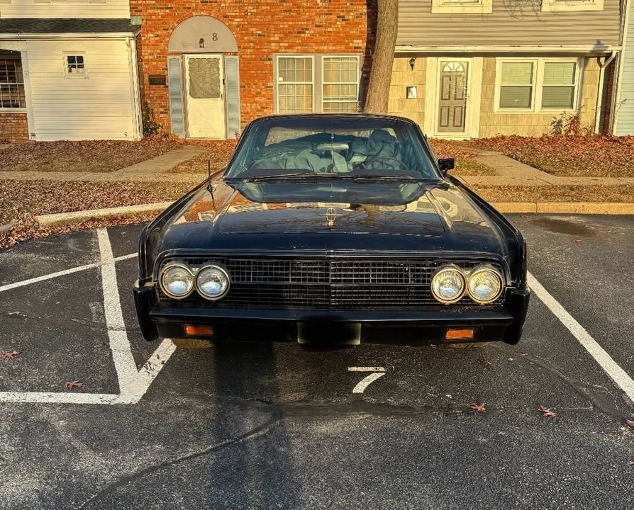 1963 Lincoln Continental 4th Gen - Image 2 of 7