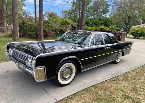 1963 Lincoln Continental Sedan