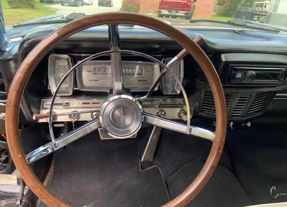 1963 Lincoln Continental 4th Gen - Image 6 of 10