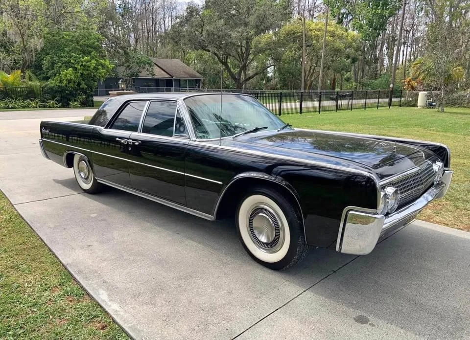 1963 Lincoln Continental 4th Gen - Image 2 of 10