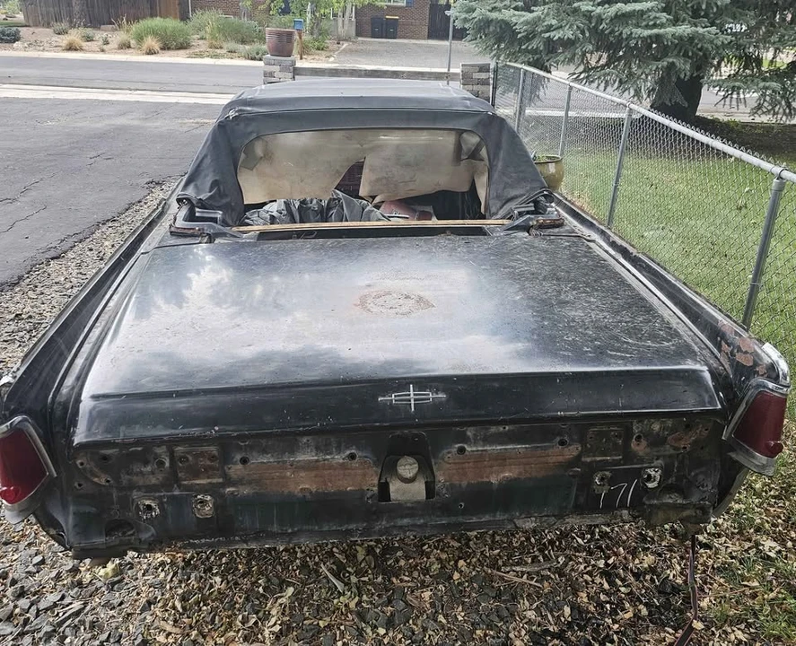 1963 Lincoln Continental 4th Gen - Image 3 of 18