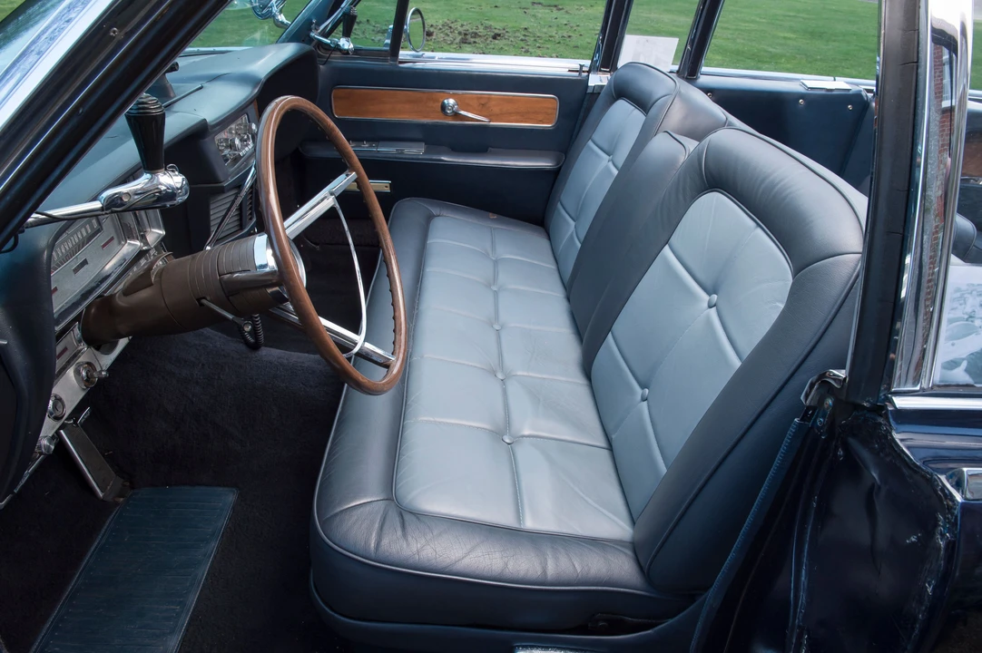 1963 Lincoln Continental 4th Gen - Image 18 of 26
