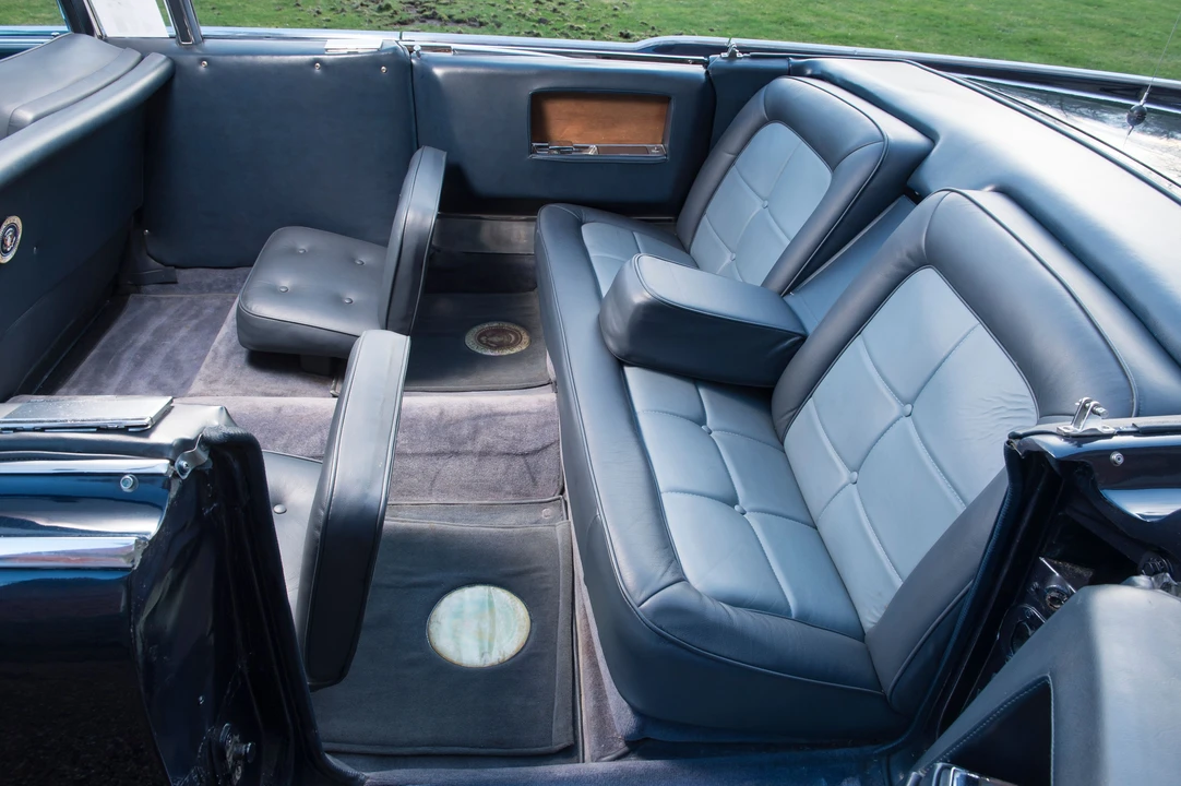 1963 Lincoln Continental 4th Gen - Image 13 of 26