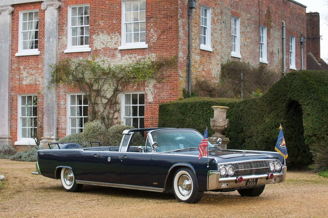 1963 Lincoln Continental 4th Gen - Image 21 of 26
