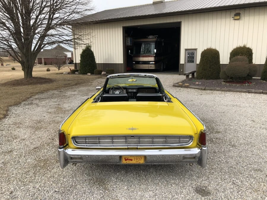 1963 Lincoln Continental 4th Gen - Image 10 of 12