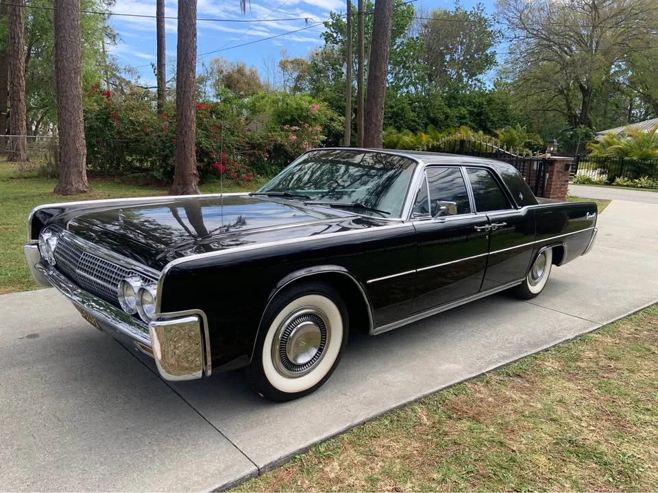 1963 Lincoln Continental 4th Gen - Image 2 of 11