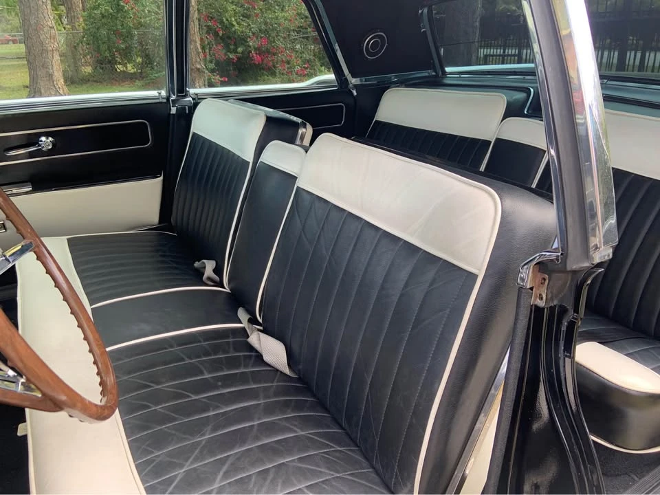 1963 Lincoln Continental 4th Gen - Image 9 of 11
