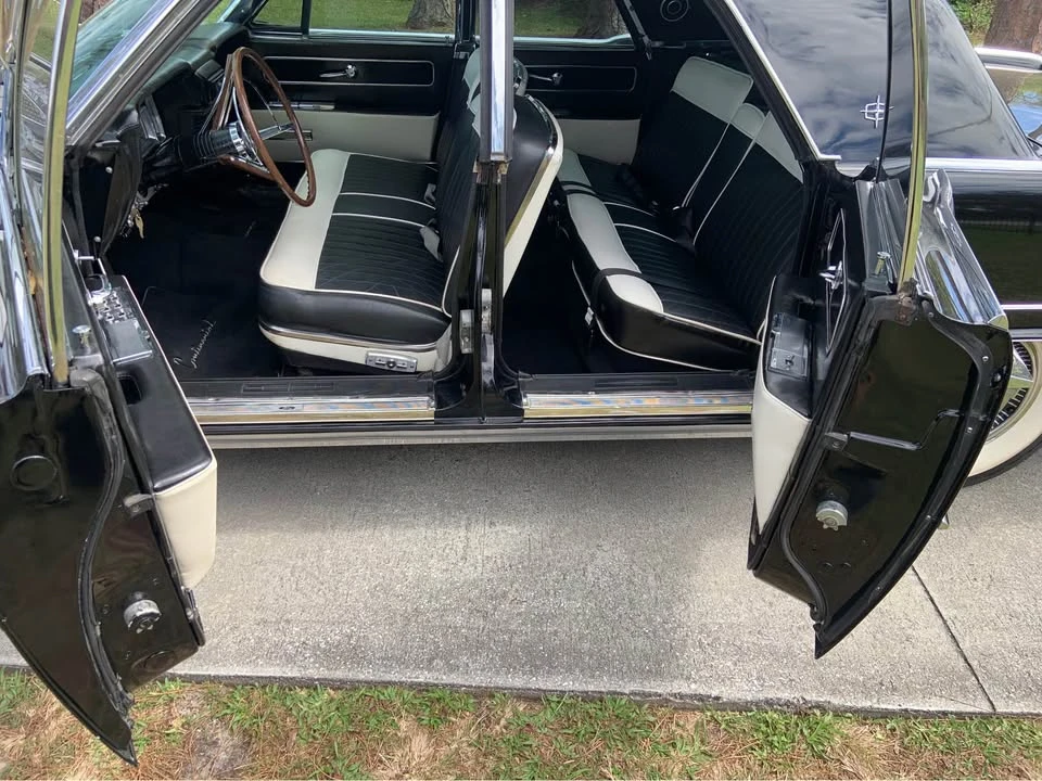 1963 Lincoln Continental 4th Gen - Image 11 of 11
