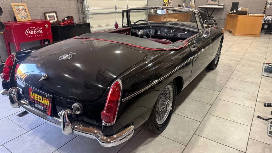 1963 MG MGB Roadster - Image 2 of 8