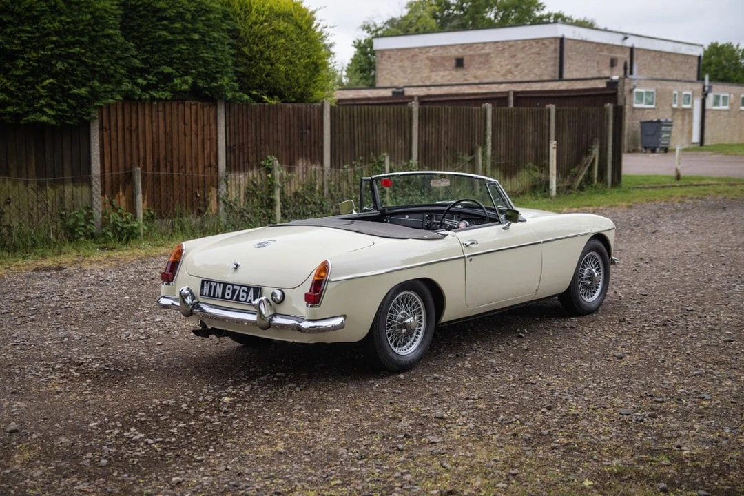 1963 MG MGB Roadster - Image 9 of 30
