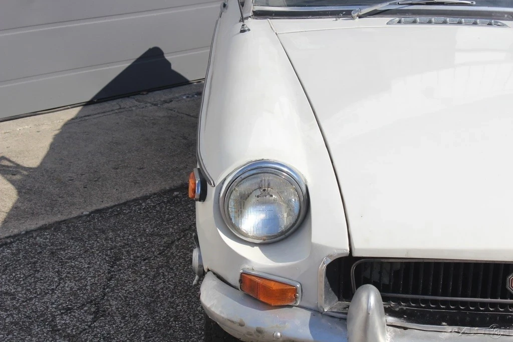 1963 MG MGB Roadster - Image 9 of 21