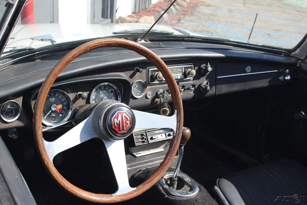 1963 MG MGB Roadster - Image 16 of 21