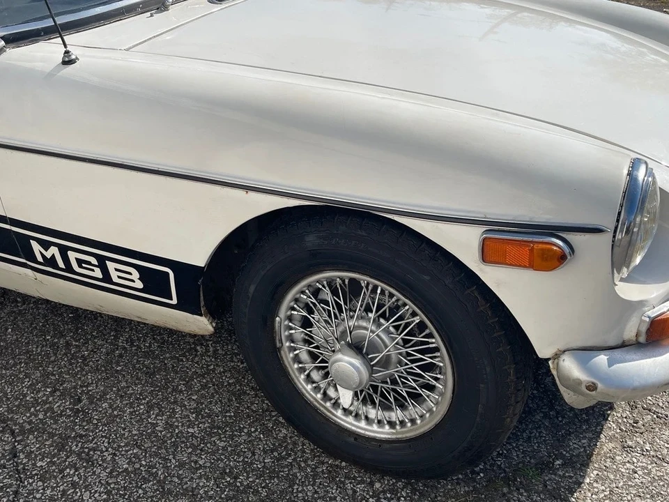 1963 MG MGB Roadster - Image 15 of 21