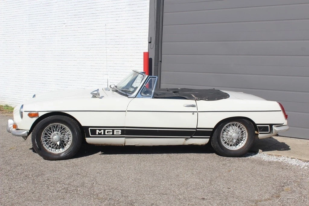 1963 MG MGB Roadster - Image 11 of 21