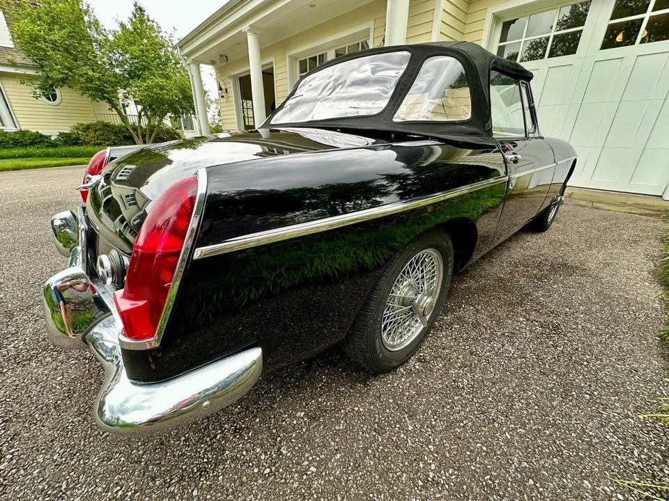 1963 MG MGB Roadster - Image 5 of 21