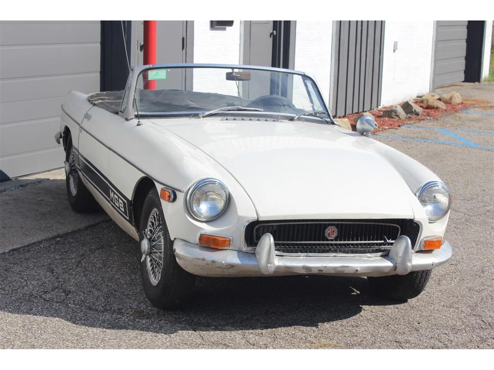 1963 MG MGB Roadster - Image 2 of 31