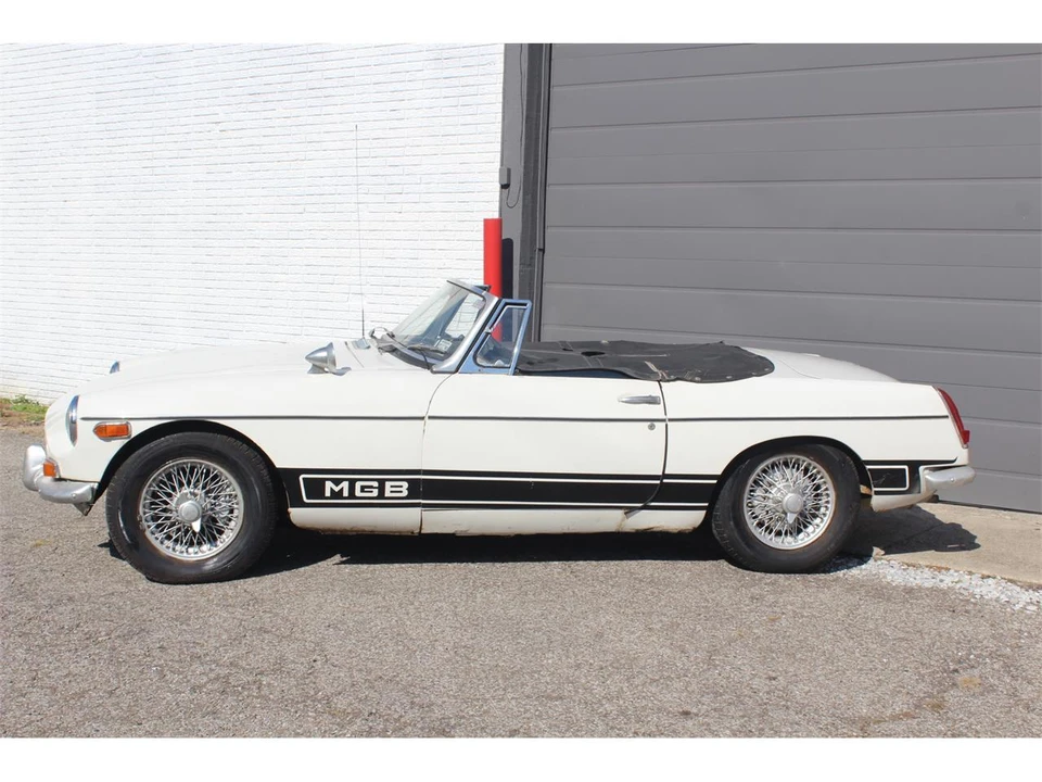 1963 MG MGB Roadster - Image 11 of 31