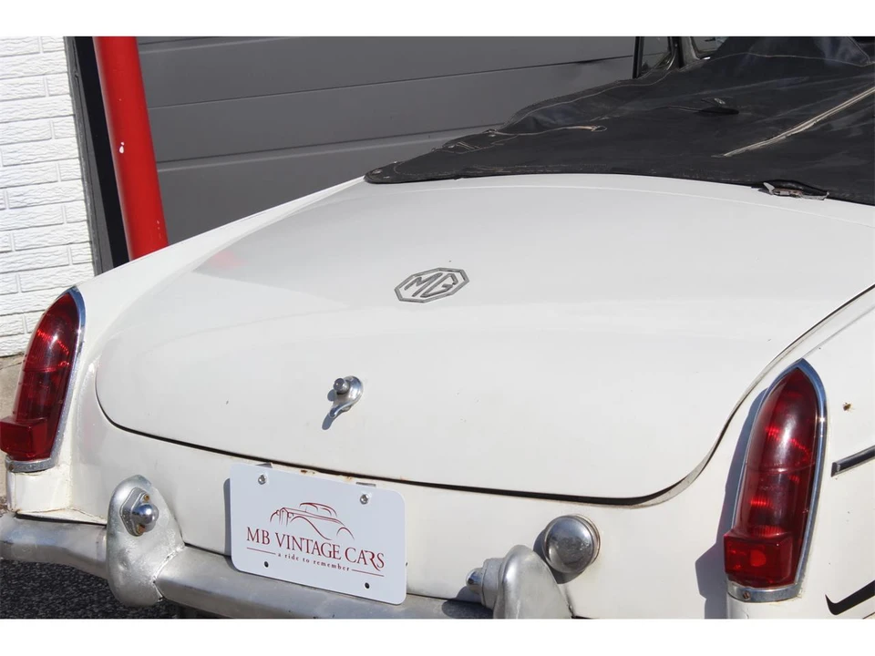 1963 MG MGB Roadster - Image 13 of 31