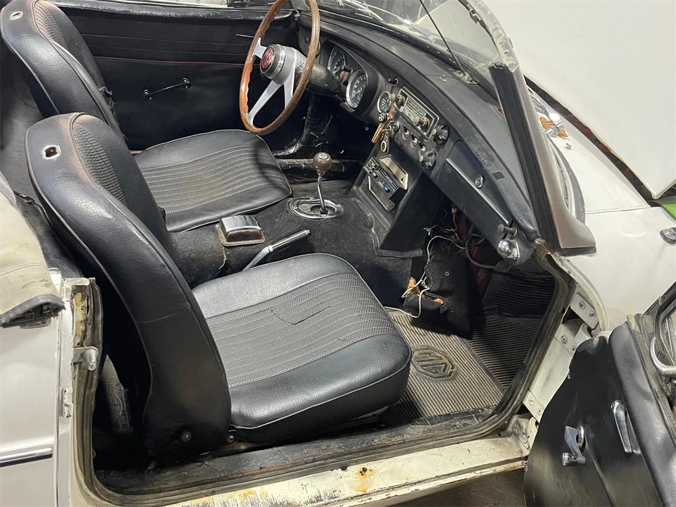 1963 MG MGB Roadster - Image 19 of 31