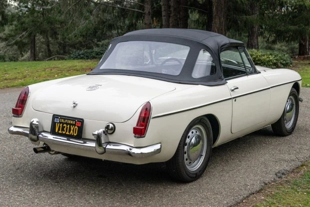 1963 MG MGB Roadster - Image 2 of 9