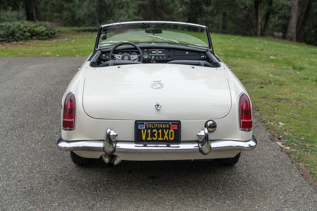 1963 MG MGB Roadster - Image 5 of 31
