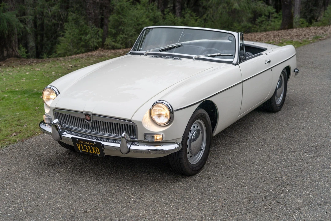 1963 MG MGB Roadster - Image 10 of 31