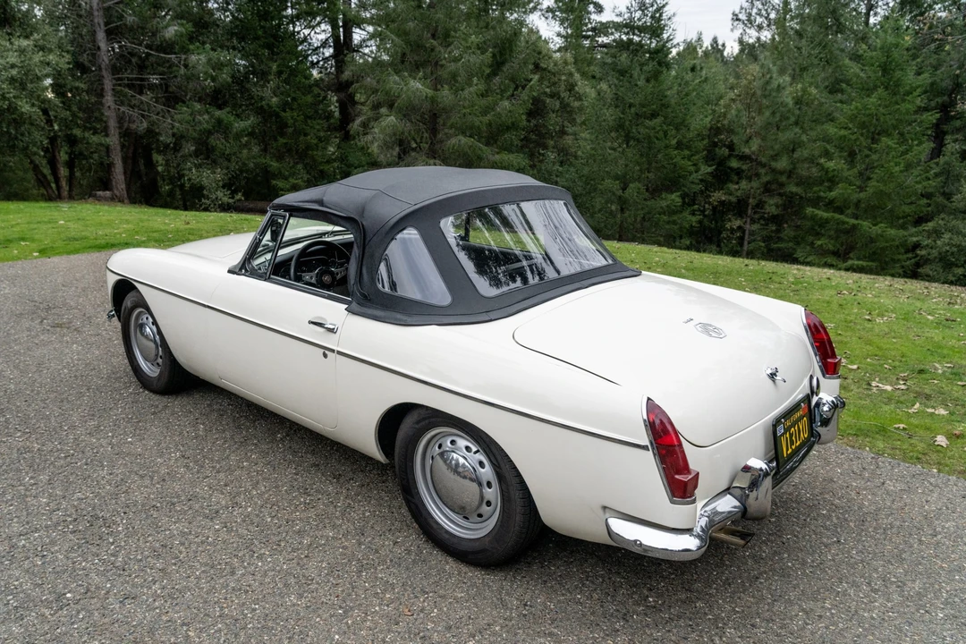 1963 MG MGB Roadster - Image 23 of 31