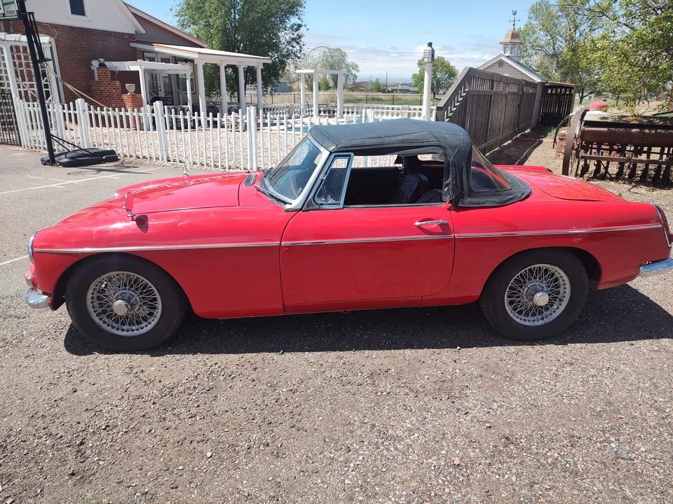 1963 MG MGB Roadster - Image 16 of 31