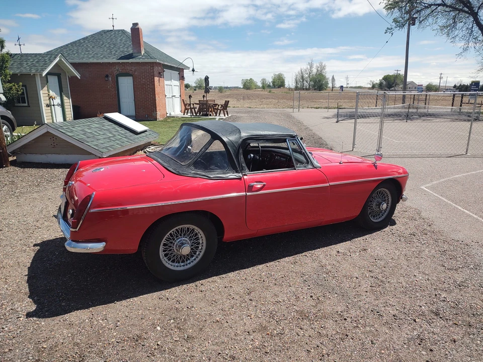 1963 MG MGB Roadster - Image 11 of 31