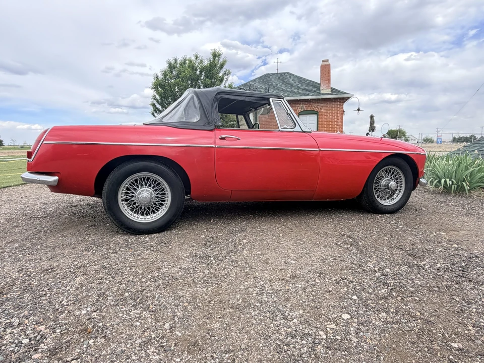 1963 MG MGB Roadster - Image 10 of 31