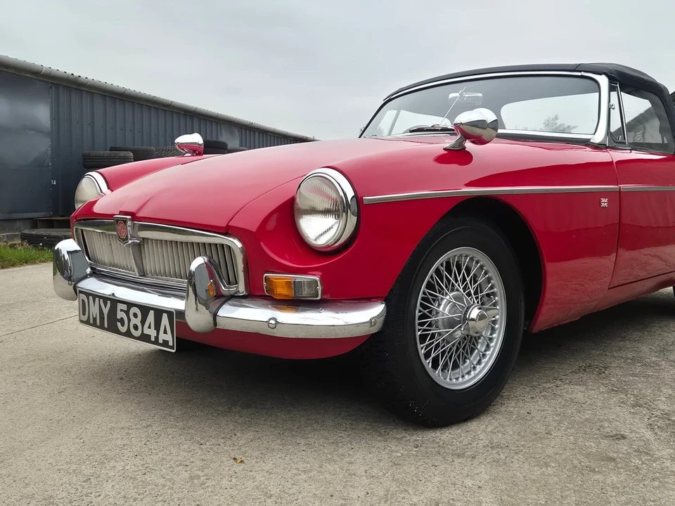 1963 MG MGB Roadster - Image 10 of 30