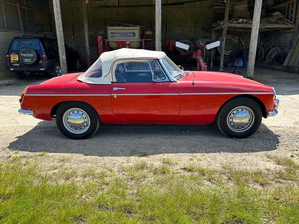 1963 MG MGB Roadster - Image 25 of 30