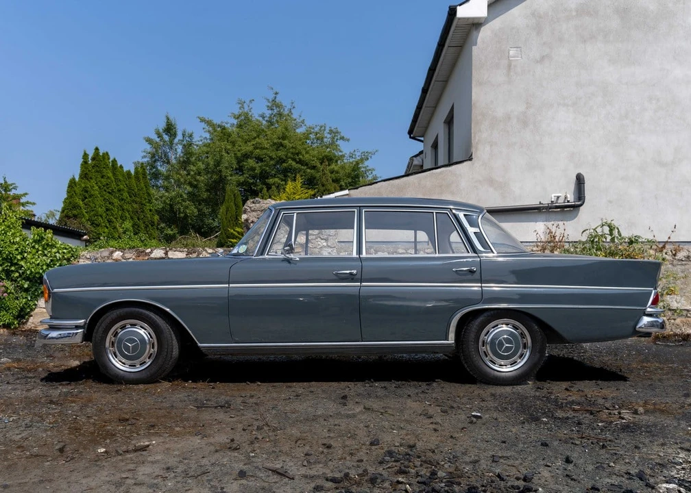 1963 Mercedes-Benz W112 - Image 8 of 30
