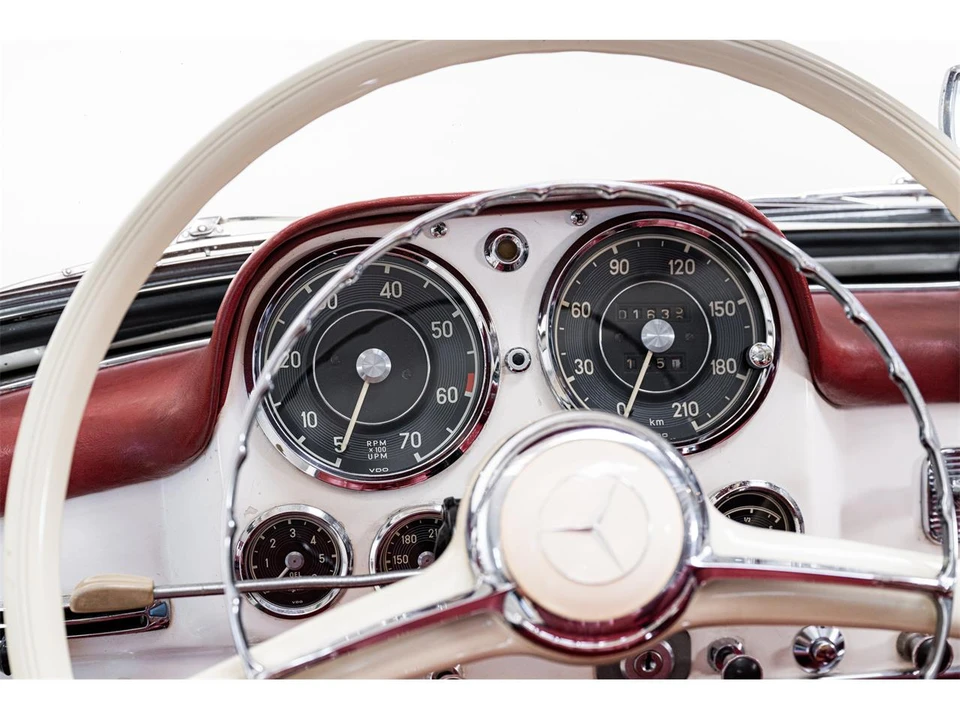 1963 Mercedes-Benz 190 SL - Image 14 of 31