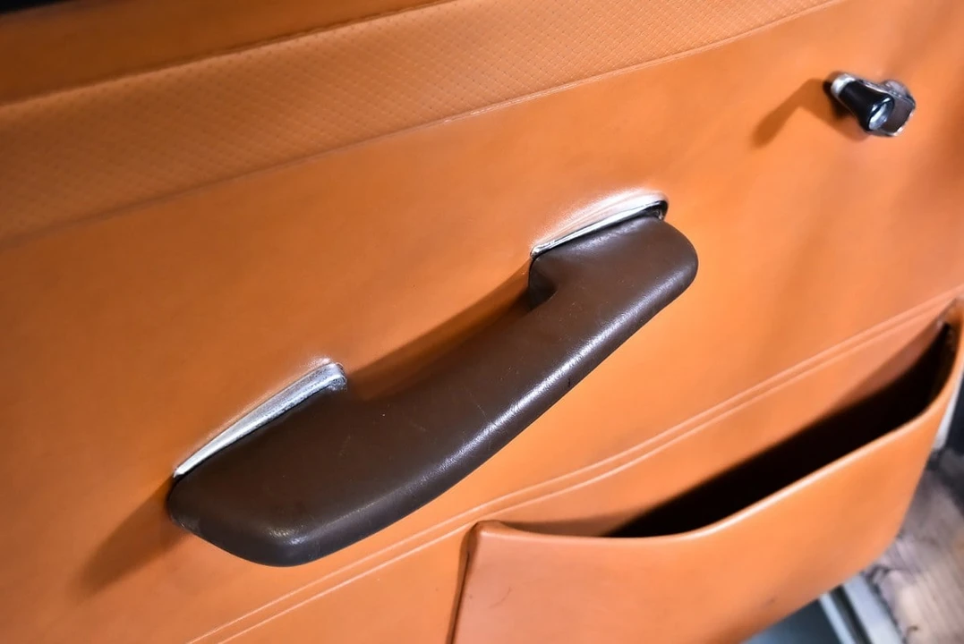 1963 Mercedes-Benz W111 Sedan - Image 25 of 30