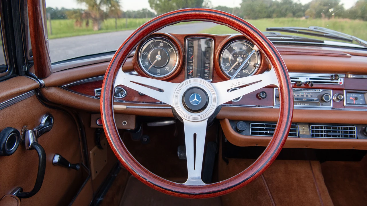 1963 Mercedes-Benz W111 Cabriolet - Image 16 of 31