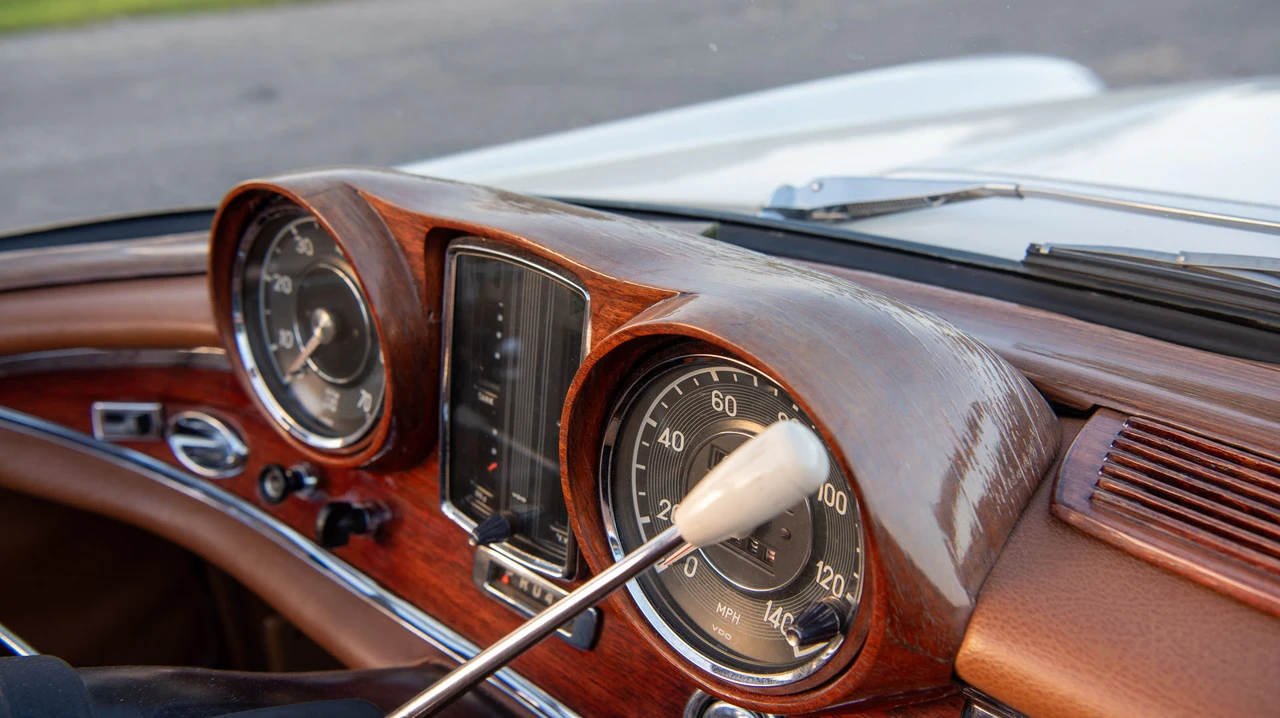 1963 Mercedes-Benz W111 Cabriolet - Image 21 of 31