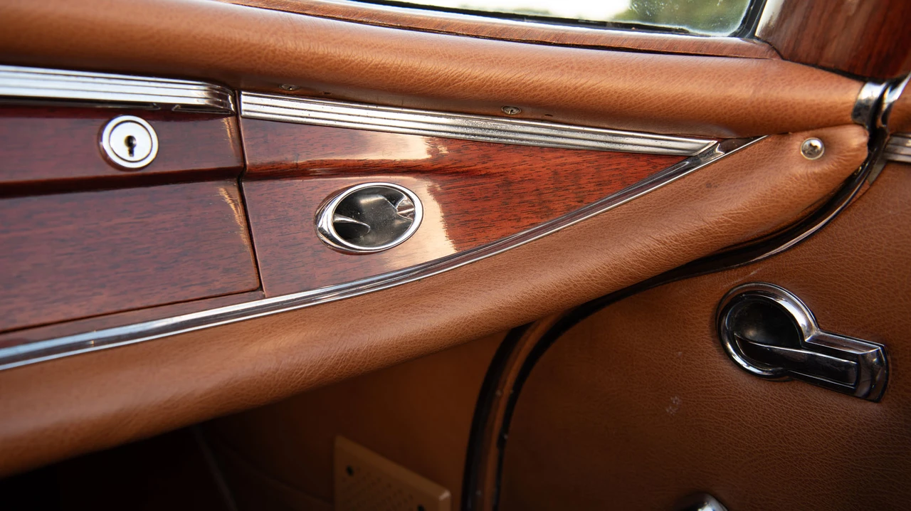 1963 Mercedes-Benz W111 Cabriolet - Image 26 of 31