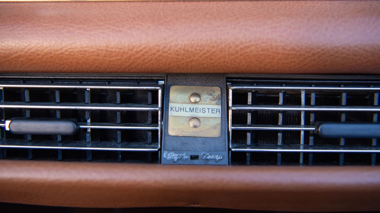1963 Mercedes-Benz W111 Cabriolet - Image 31 of 31