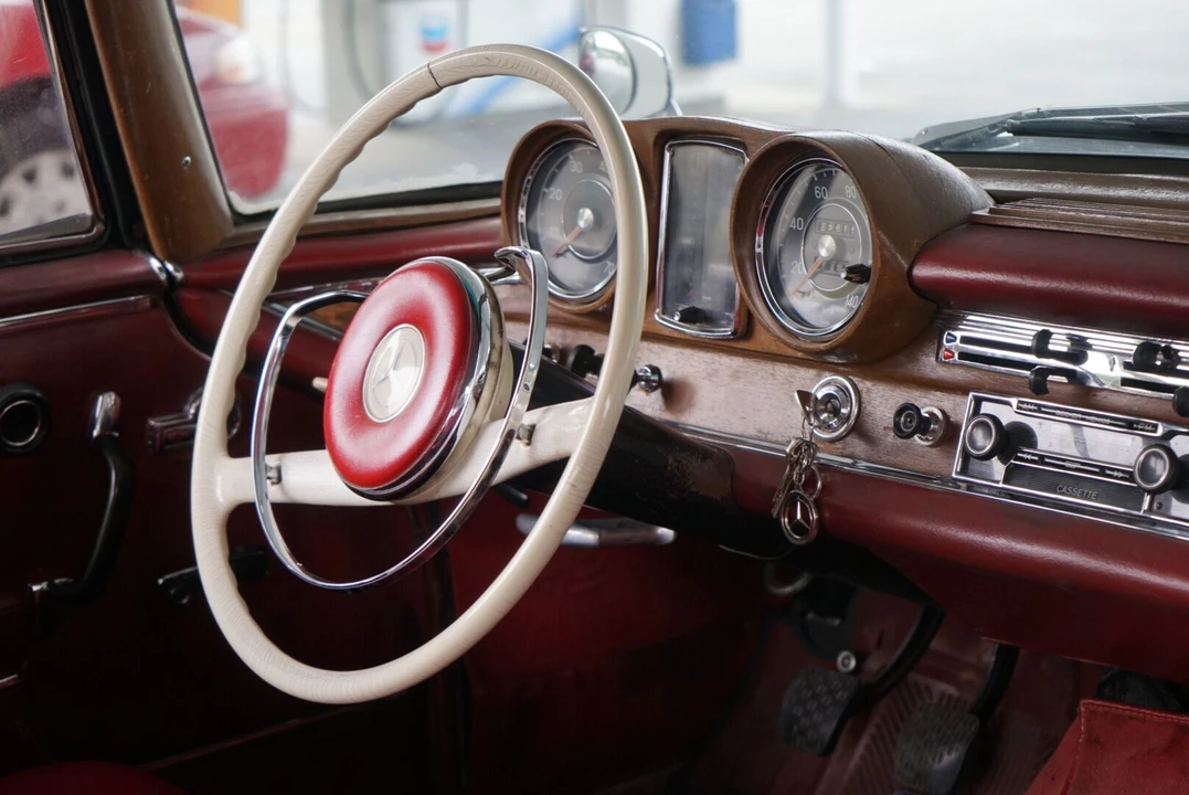 1963 Mercedes-Benz W111 - Image 22 of 31
