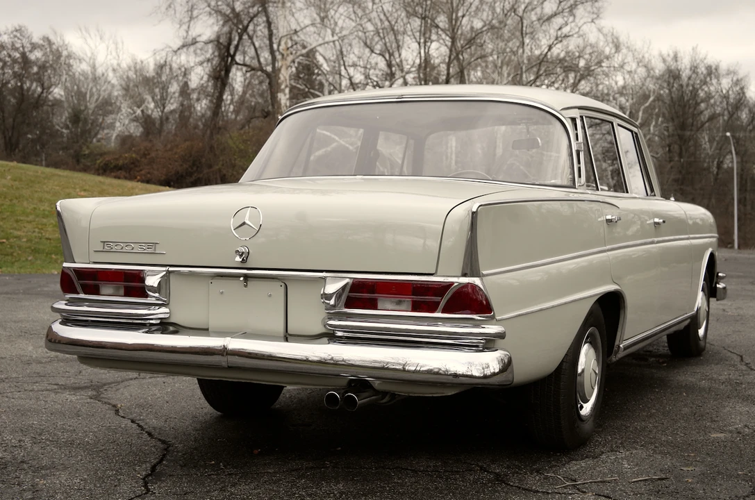 1963 Mercedes-Benz W112 - Image 17 of 31